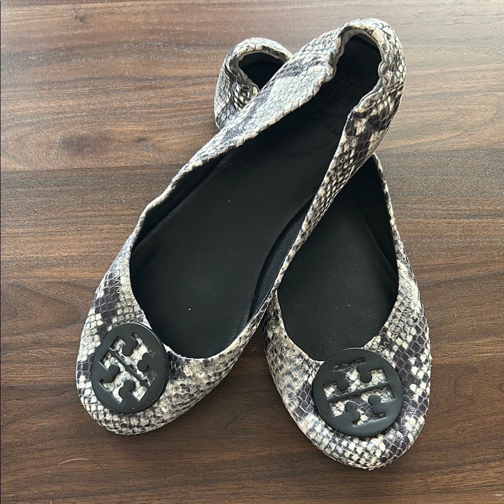 Tory Burch// Minnie flat, size 9